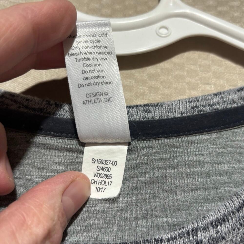 Athleta Girl Medium (8-10) Marled Gray Long Sleeve Zipper Pocket Tunic Shirt - Picture 4 of 5